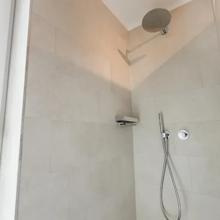 Listland App 4 Апартаменты