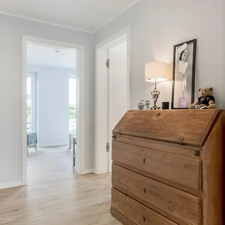 Апартаменты Listland App 4 *